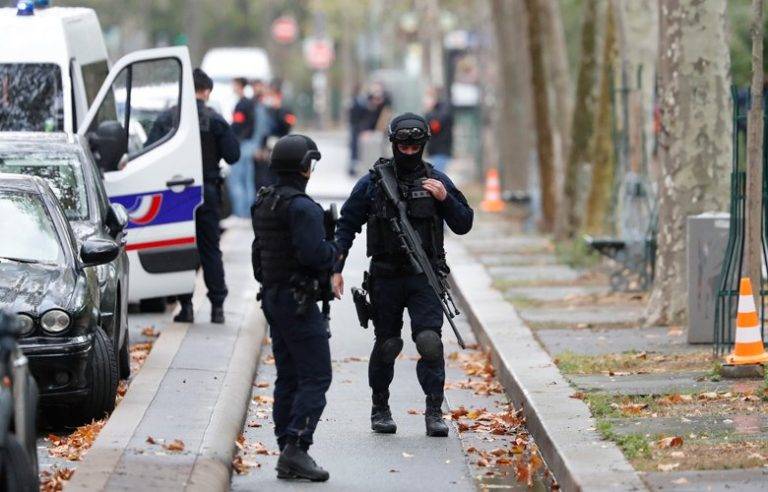 Παρίσι: Δεν ήταν έκρηξη αλλά κρότος από μαχητικό αεροσκάφος
