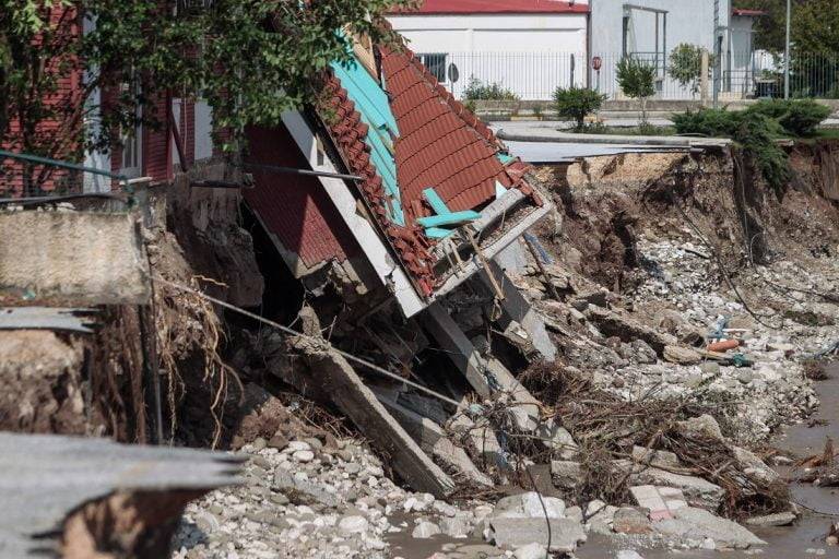 Κακοκαιρία Ιανός: Εισαγγελική παρέμβαση για τους θανάτους – Καταστροφές σε χιλιάδες σπίτια