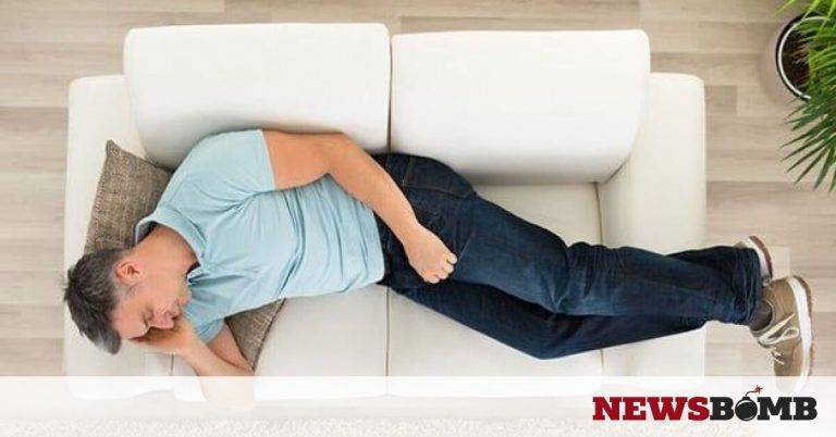 Κοιμάσαι στον καναπέ; Μην το ξανακάνεις – Υπάρχει λόγος