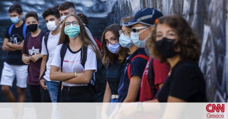 Κορωνοϊός – Ιταλία: Μάσκα σε ανοιχτούς χώρους εν μέσω αύξησης κρουσμάτων