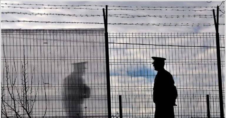 ΗΠΑ: Κατά των «σκληρών συνόρων» με την Ιρλανδία, προειδοποιήσεις προς τη Βρετανία