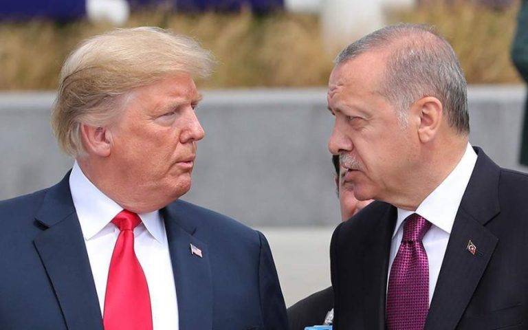 Λεπτομέρειες για την «ειδική σχέση» Τραμπ-Ερντογάν ζήτησε από τον Λευκό Οίκο ο Γερουσιαστής Μενέντεζ | newsbreak