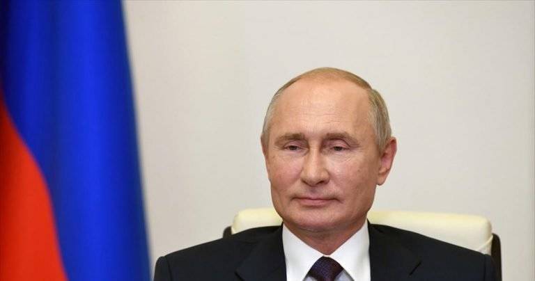 Πούτιν: Η Ρωσία έτοιμη να προμηθεύσει άλλες χώρες με το ασφαλές κι αποτελεσματικό της εμβόλιο