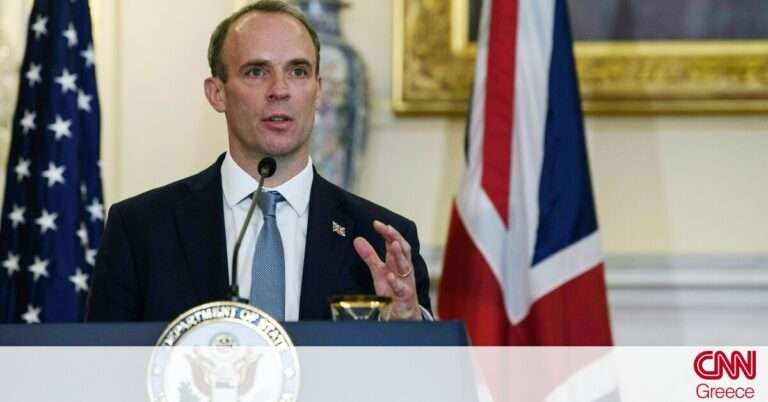 Ο Βρετανός ΥΠΕΞ καλεί τους συμμάχους του ΝΑΤΟ να υπερασπιστούν ενωμένοι την ελευθερία της έκφρασης