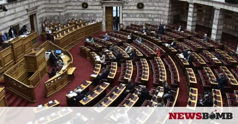 Βουλή LIVE – Σε θέση μάχης κυβέρνηση και αντιπολίτευση για την πρόταση μομφής κατά Σταϊκούρα