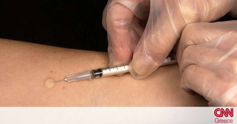 Κορωνοϊός: Ξεκινάει η τρίτη φάση του δεύτερου ρωσικού εμβολίου