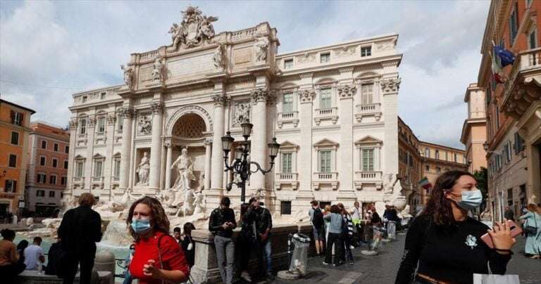 Ιταλία: 23 θάνατοι, σχεδόν 2.500 κρούσματα την Παρασκευή