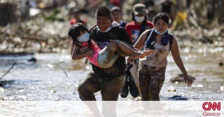 Φιλιππίνες: Ο τυφώνας Vamco «σφυροκοπά» την κεντρική Λουζόν