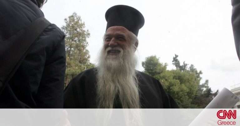 Κορωνοϊός: Θετικός στον Covid 19 ο πρώην Μητροπολίτης Καλαβρύτων Αμβρόσιος