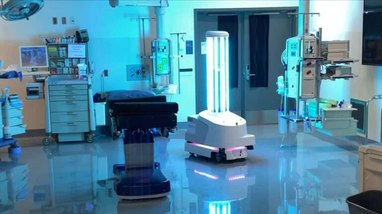 Η Κομισιόν στέλνει ρομπότ απολύμανσης στα ευρωπαϊκά νοσοκομεία | in.gr