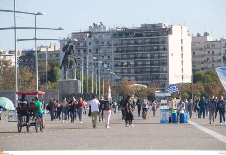 Καθηγητής Κιουμής: «Η ραγδαία αύξηση των κρουσμάτων στη Θεσσαλονίκη οφείλεται στους φοιτητές» | newsbreak
