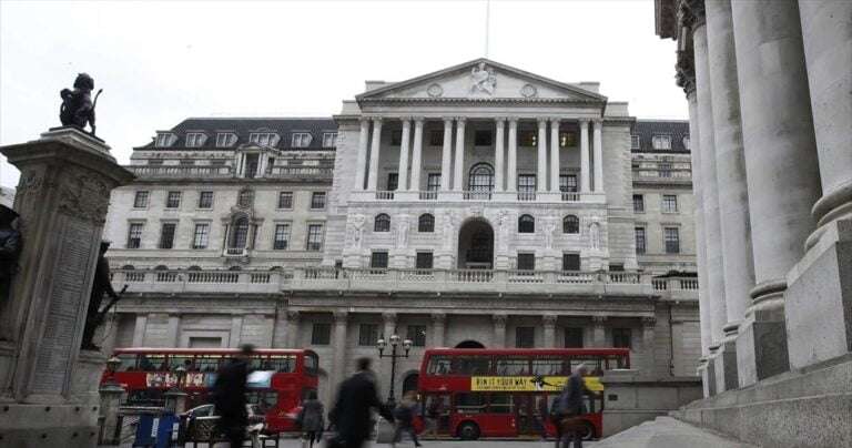 Σόντερς (BoE): Πιο οδυνηρές οι επιπτώσεις του Brexit από της πανδημίας στις εταιρείες