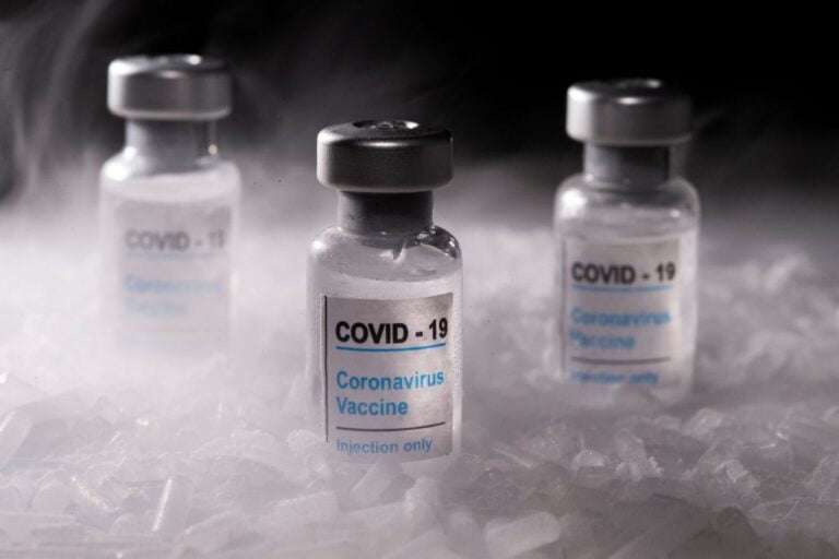 Και δεύτερο εμβόλιο κατά του κοροναϊού εγκρίνουν την Παρασκευή οι ΗΠΑ | in.gr