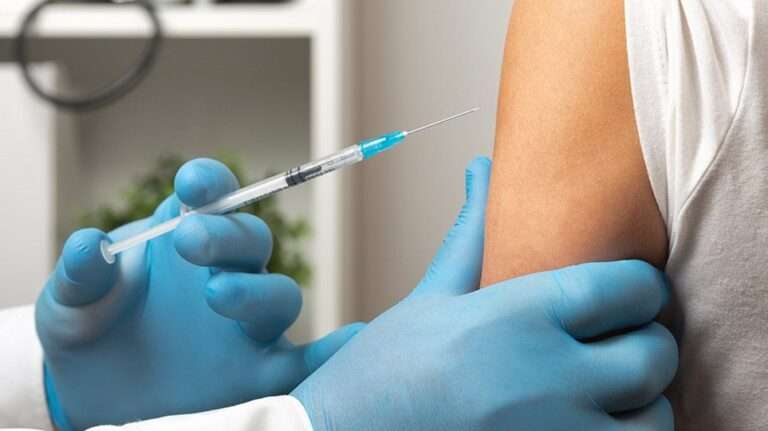 Ετσι θα γίνουν οι εμβολιασμοί – Οι 3 τρόποι για να ενημερωθούν εκατομμύρια Ελληνες | in.gr