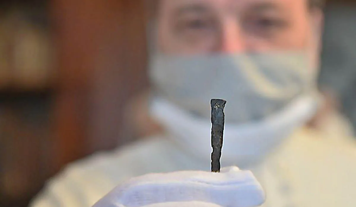 Αρχαιολόγοι ανακάλυψαν καρφί που εκτιμάται ότι χρησιμοποιήθηκε στη Σταύρωση του Ιησού! | newsbreak