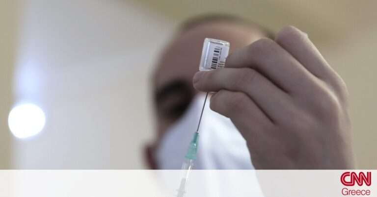 Κορωνοϊός: 96χρονη επιζήσασα του Ολοκαυτώματος από τις πρώτες που εμβολιάστηκαν στη Θεσσαλονίκη