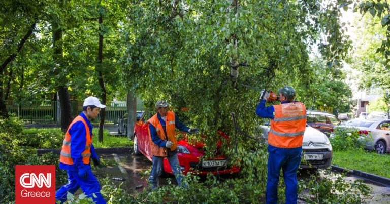 Ρωσία: Δέκα νεκροί από σφοδρές καταιγίδες – Χωρίς ρεύμα πολλοί οικισμοί