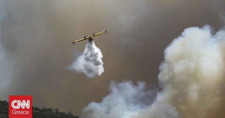 Φωτιά στην Τρίπολη: Ενισχύονται οι πυροσβεστικές δυνάμεις – Μάχη για να μην «ξεφύγει» το μέτωπο