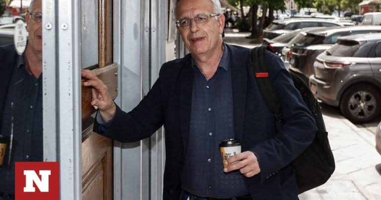 Παναγιώτης Ρήγας για συνεργασία ΣΥΡΙΖΑ με ΠΑΣΟΚ: «Κάθετη και οριζόντια διαφωνία με Σπίρτζη»