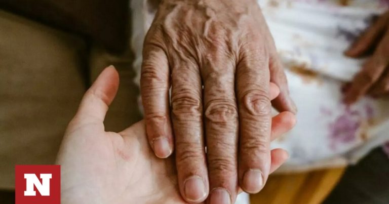 Κρήτη: Θάνατος 92χρονης με καθαριστικό –  Ψάχνουν τις απαντήσεις μέσα από τις κάμερες
