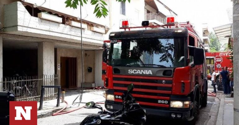 Τραγωδία στην Ανάβυσσο: Νεκρή γυναίκα μετά από πυρκαγιά σε διαμέρισμα