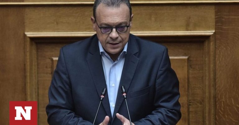 Ανοικτό άφησε ο Φάμελλος το ενδεχόμενο να μην υπερψηφίσει ο ΣΥΡΙΖΑ το νομοσχέδιο γα τα ομόφυλα