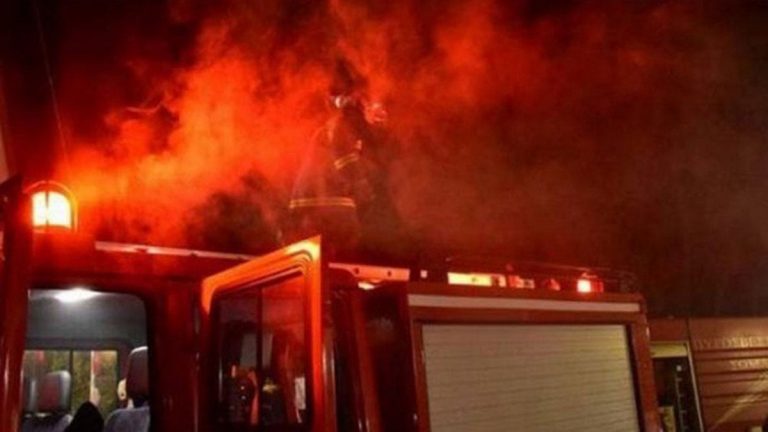 Σπάρτη: Εντοπίσθηκε σορός άνδρα αγνώστων στοιχείων κατά τη διάρκεια κατάσβεσης φωτιάς σε κτίριο