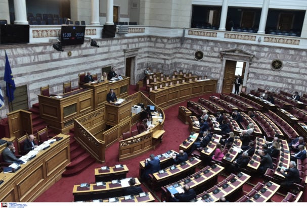 Βουλή: Ερώτηση για τα δικαιώματα των εργαζομένων στην ΕΡΤ κατέθεσε το ΚΚΕ – «Η ΕΡΤ σέβεται τους εργαζομένους της», δήλωσε ο Π. Μαρινάκης